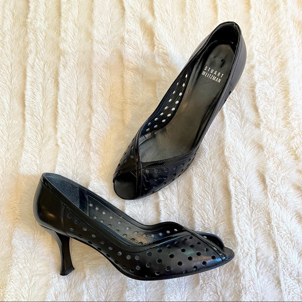 Stuart Weitzman Retro Pumps